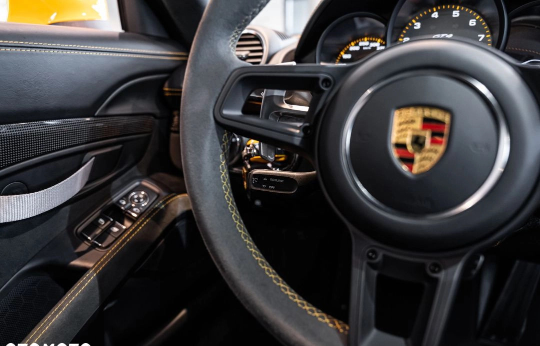 Porsche 718 Cayman cena 697718 przebieg: 10500, rok produkcji 2021 z Lubaczów małe 596